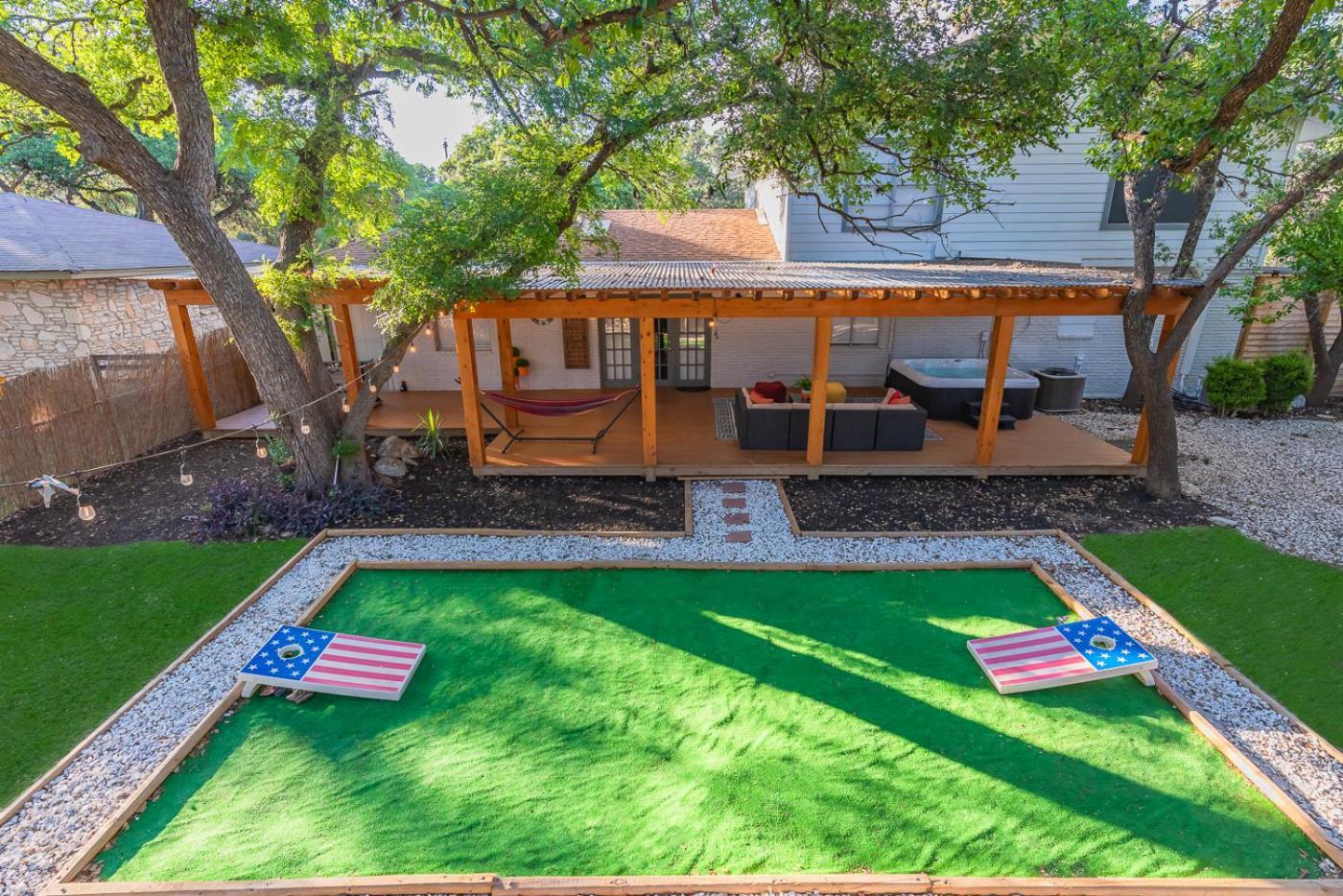 Luxurious Home With Hot Tub & Tree Deck By 6Flags San Antonio Eksteriør bilde
