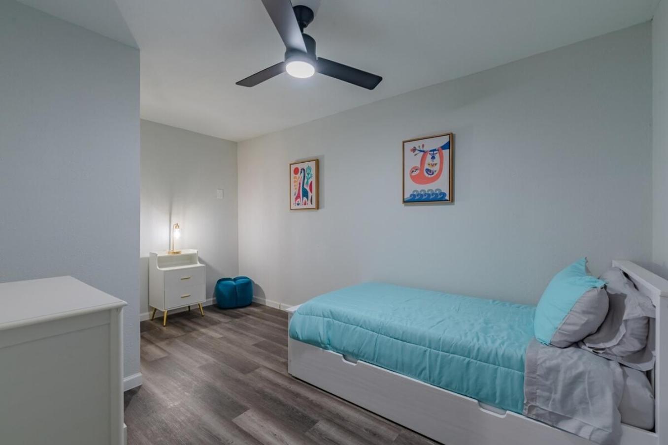 Luxurious Home With Hot Tub & Tree Deck By 6Flags San Antonio Eksteriør bilde