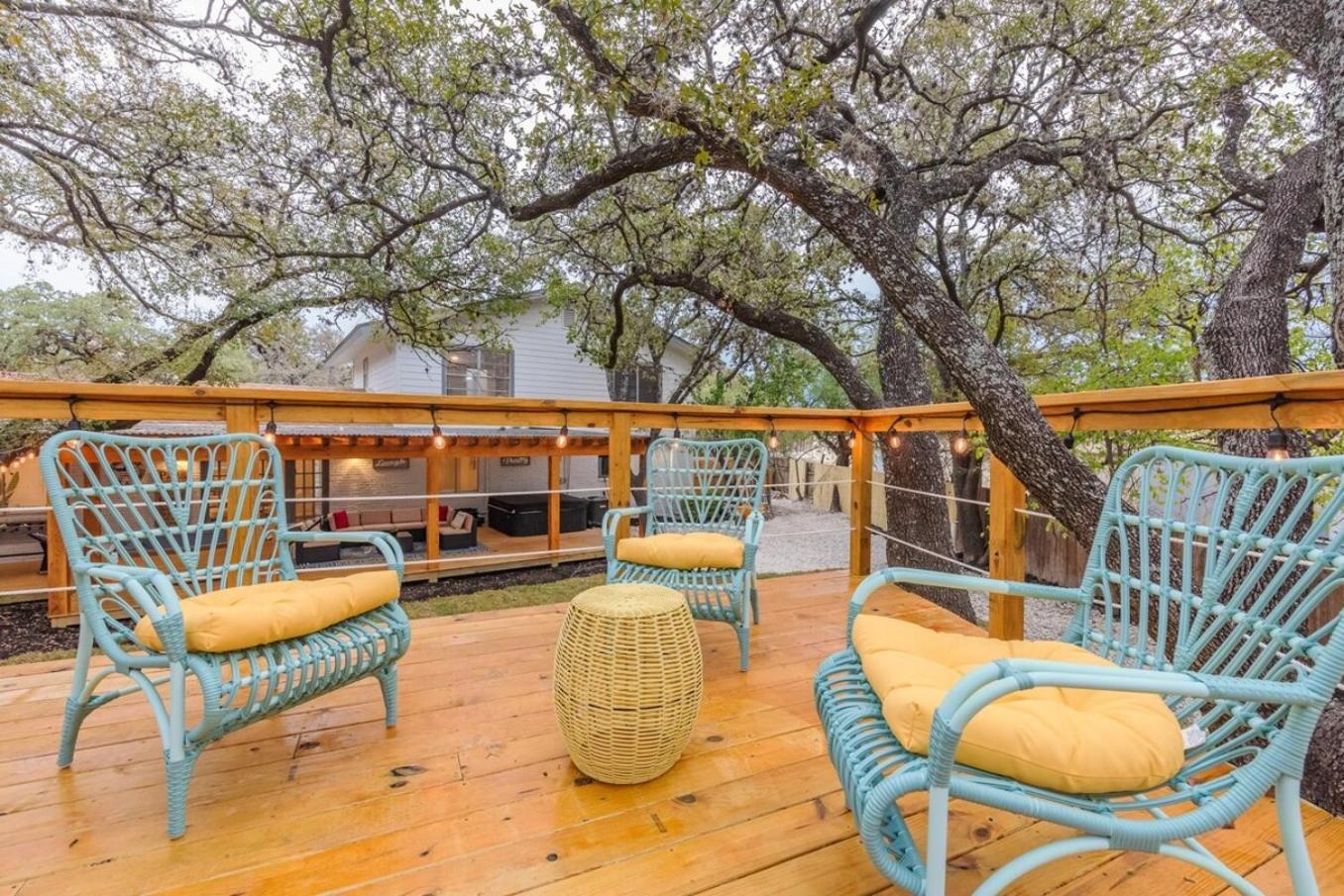 Luxurious Home With Hot Tub & Tree Deck By 6Flags San Antonio Eksteriør bilde